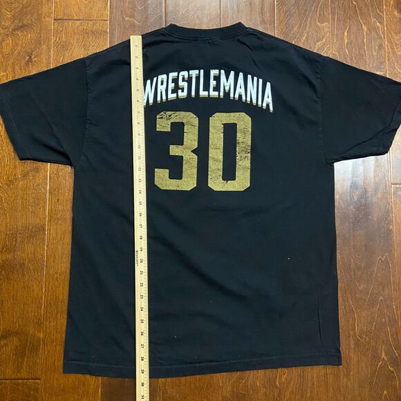 WWE Wrestlemania XXX 30 New Orleans 2014 Black Gold T-Shirt Men's Size XL - Picture 8 of 8